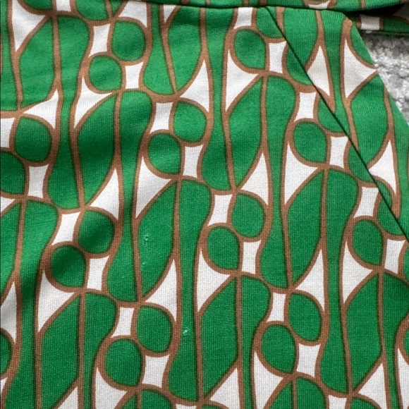 Diane Von Furstenberg Silk Green Patterned 3/4 Sleeve Dress Size 10 - Picture 5 of 7